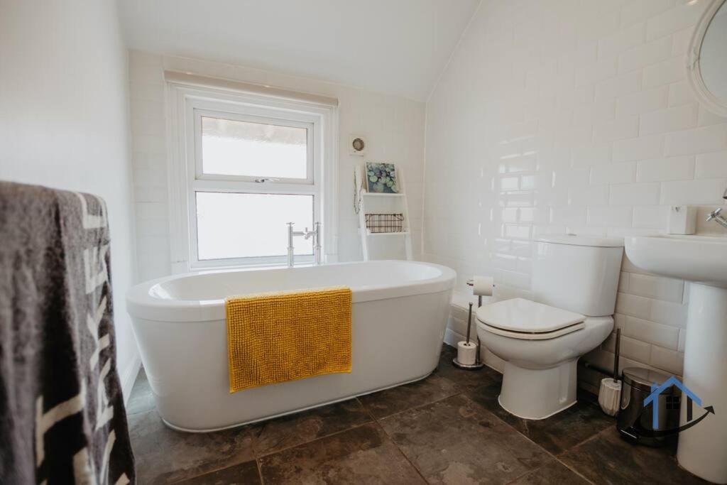 Indigo Snug - Gorgeous 2 Bed Flat In The Heart Of Cromer Kültér fotó